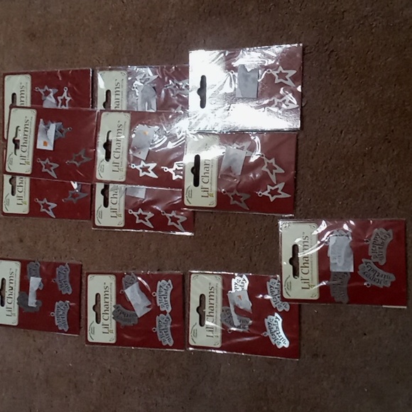 Lil Charms - Picture 1 of 4